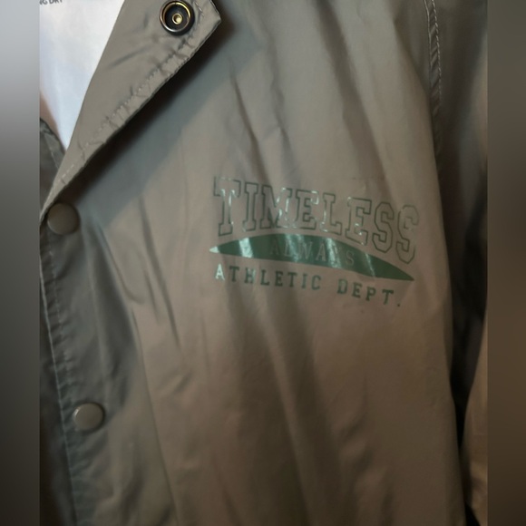 Timeless Rain/Utility Jacket - Picture 5 of 8
